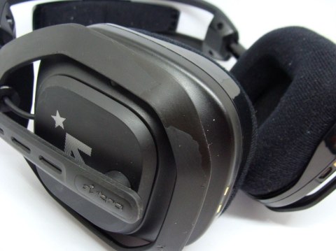 Słuchawki bezprzewodowe z bazą Logitech Astro A50 gen 4 (PC/PS) - używane